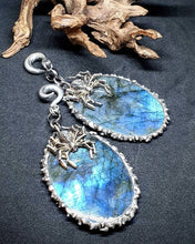 Load image into Gallery viewer, Labradorite ear weights